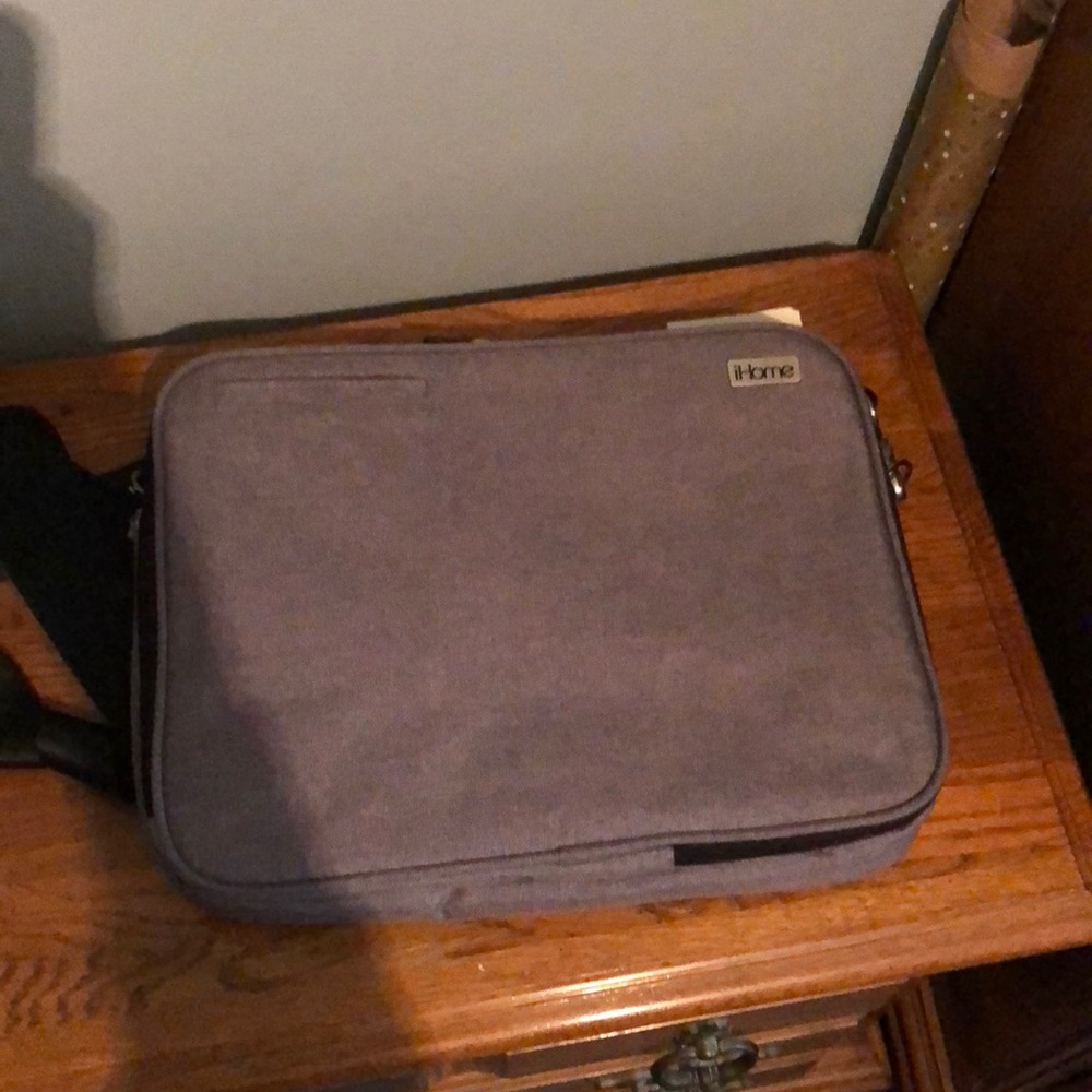 Ihome laptop case